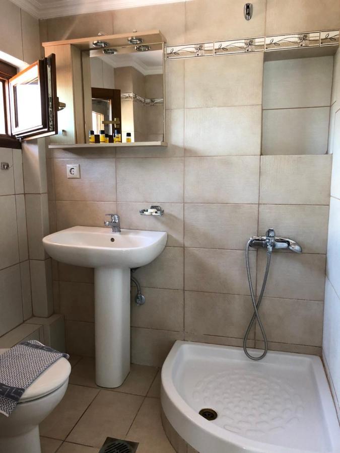 Pansion Pasalimani Hotel Amulianí Kültér fotó